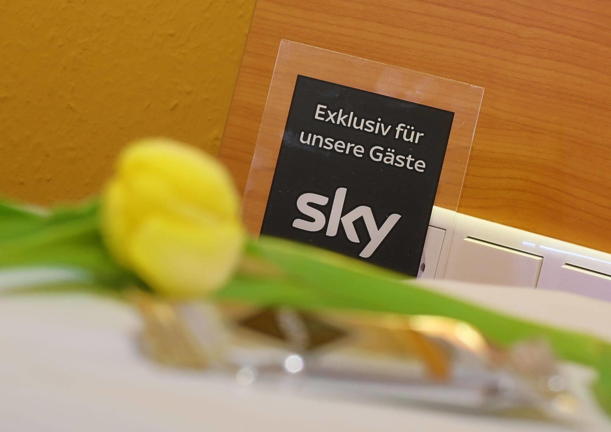 Tiptop Hotel Burgschmiet Garni Nuremberg Exterior photo